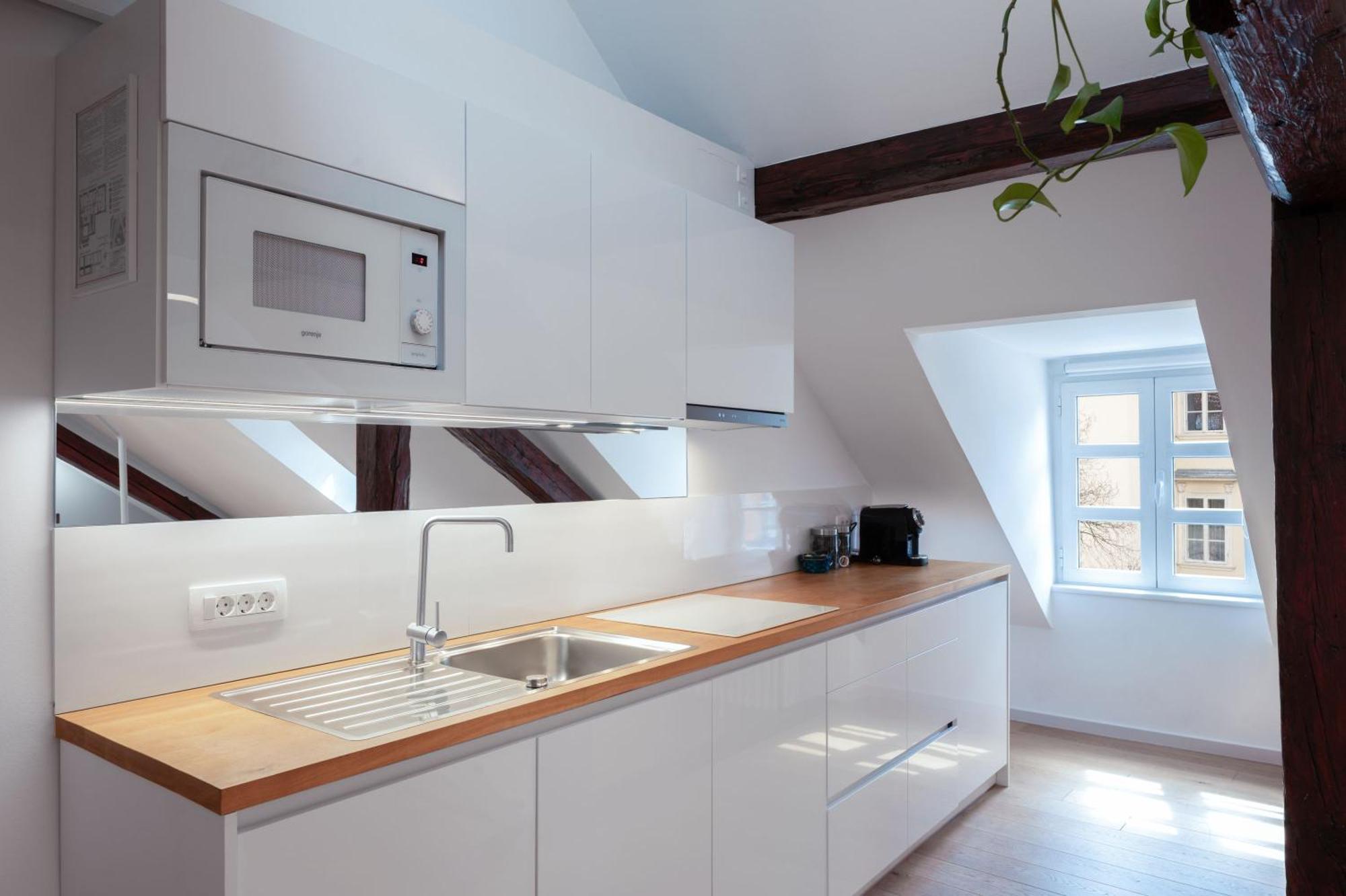 Tromostovje Apartments Ljubljana Bagian luar foto