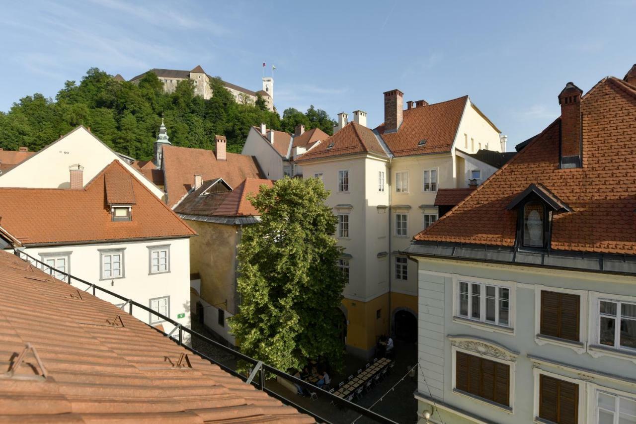 Tromostovje Apartments Ljubljana Bagian luar foto